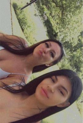 Jiulia&Denisa: Jiulia&Denisa