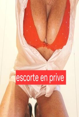 Isabela: Bella knap vlaams blondje privé ook escort waasland